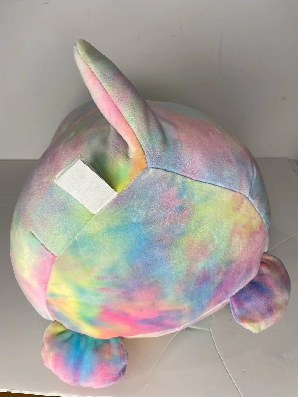 Squishmallows 18 inch Hug Mees Tinley the Tie Dye Axolotl Easter 2023
